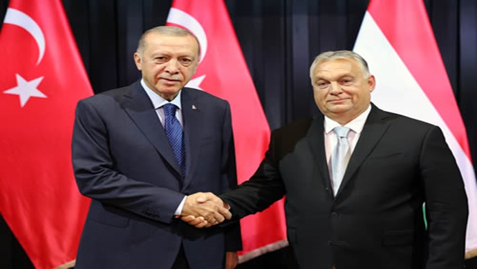 Cumhurbaşkanı Erdoğan, Macaristan Başbakanı Orban ile bir araya geldi