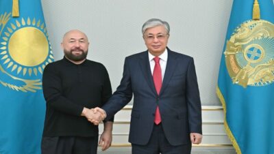 Cumhurbaşkanı Timur Bekmambetov’u kabul etti