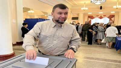 Denis Pushilin DPR seçimlerinde oy kullandı