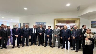 Kazakistan’da Tacikistan’ın kültür köşesinin açılışı