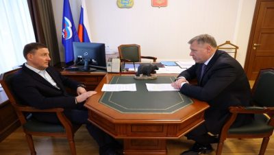 Andrey Turchak ve Astrahan Bölgesi Valisi Igor Babushkin, SVO katılımcılarını desteklemeye yönelik bölgesel önlemleri tartıştı